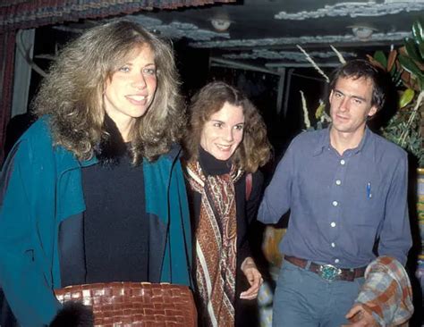 CARLY SIMON, JAMES Taylor, & guest at the "King of Hearts" Ope - 1978 ...