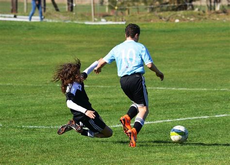 5 Soccer Defense Drills that will make you look like Chiellini! (with videos)