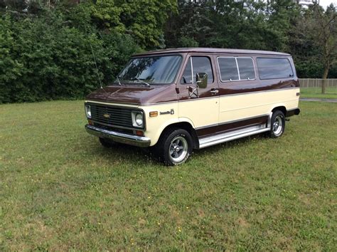 Beautiful 1977 Chevrolet G20 Beauville Sportvan Is a Time Capsule ...