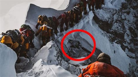 Mount Everest tragedy: Disturbing story behind this photo - NZ Herald