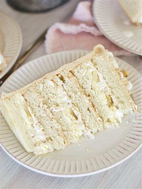 Fluffernutter Cake | Cake by Courtney