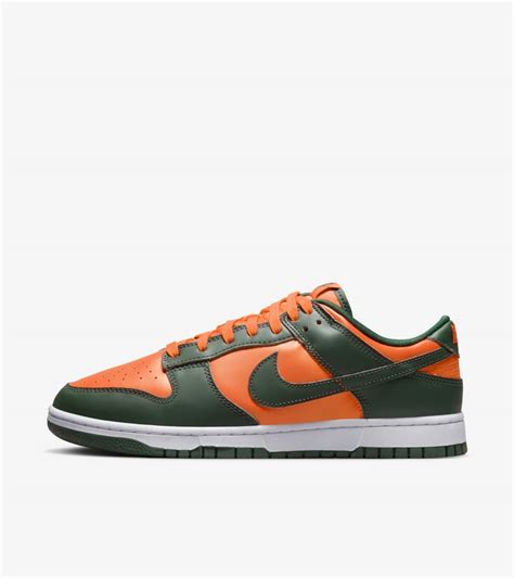 Dunk Low 'Gorge Green and Total Orange' (DD1391-300) Release Date. Nike SNKRS