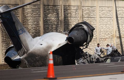 Naples, Florida plane crash: Man rushes to help plane crash victims