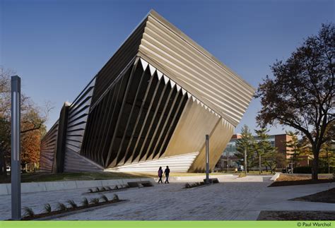 Eli & Edythe Broad Art Museum / Zaha Hadid Architects | ArchDaily