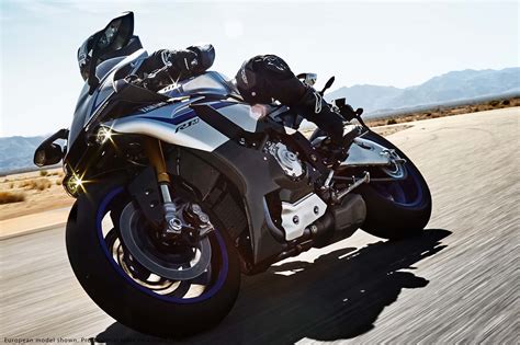 Watch the Yamaha YZF-R1M Lap, with Science - Asphalt & Rubber