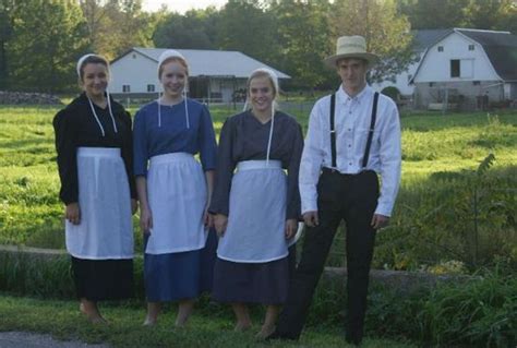 12 Unique Amish Wedding Traditions