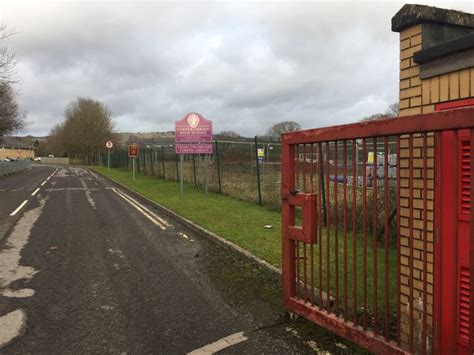 Corpus Christi High School © Alan Hughes cc-by-sa/2.0 :: Geograph Britain and Ireland