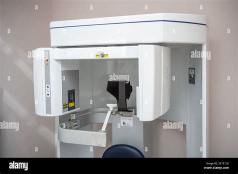 X-ray machine in the dental clinic Stock Photo - Alamy