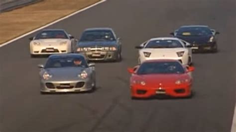 Watch a Pack of Mid-2000s Dream Supercars Race Like Real-Life Gran Turismo