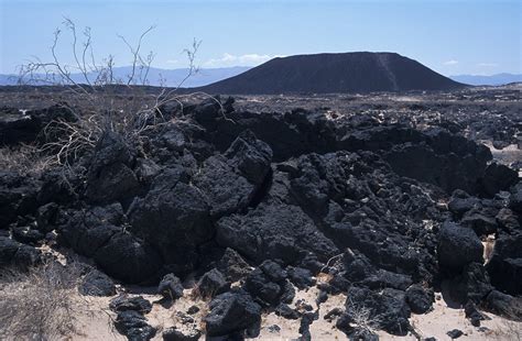 Amboy Crater at Amboy, CA (RT 66) Free Photo Download | FreeImages