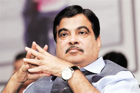 Nitin Gadkari says 30% of driving licences are bogus - Livemint