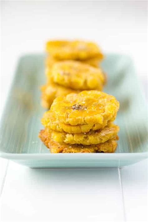 Puerto Rican Tostones - Fried Plantain & MayoKetchup - Kitchen Gidget