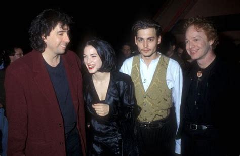 Edward Scissorhands Premiere - JOHNNY DEPP & WINONA RYDER Photo (11393410) - Fanpop