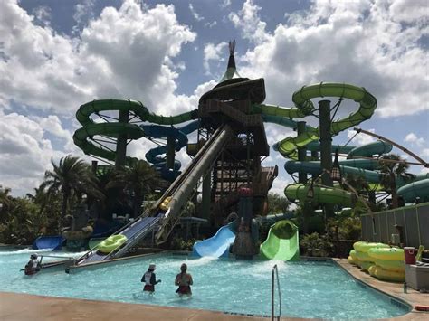 Volcano Bay water park at Universal Orlando - Mommy Travels