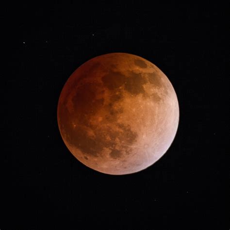 The Blood Moon - Photographing an Eclipse - Larry Pollock Photography