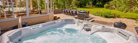 Cotswold Holiday Cottages with Hot Tubs | kate & tom’s