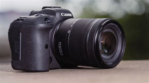 Canon EOS R6 - Review 2020 - Cybertechbiz.com