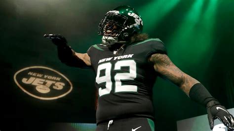 New York Jets unveil new uniforms