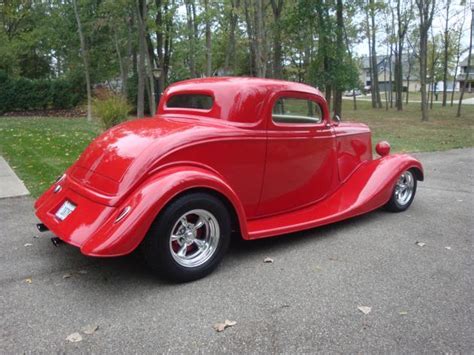 '34 Ford 3 Window Coupe | Hotrod Hotline