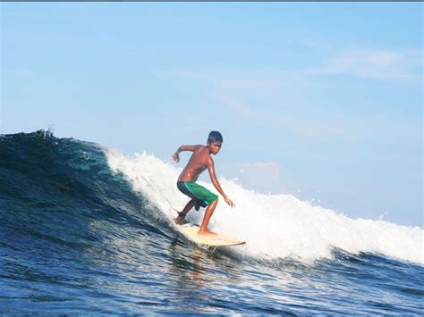 Cloud 9 Surfing - Siargao - Sweet Escape Holiday