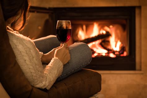 The Best Wines for Relaxing (And What to Avoid)