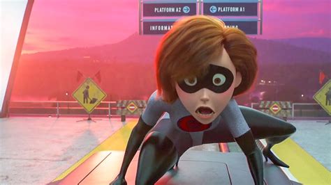 Incredibles 2 (2018) - Elastigirl Saves The Train Scene (HD) - YouTube