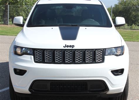 2020 Jeep Grand Cherokee Hood Bug Deflector