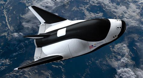 'Dream Chaser' Space Plane Features Fancy Space Trash Can - ExtremeTech