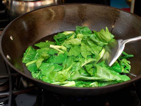 Stir-Fried Beef With Chinese Broccoli Recipe