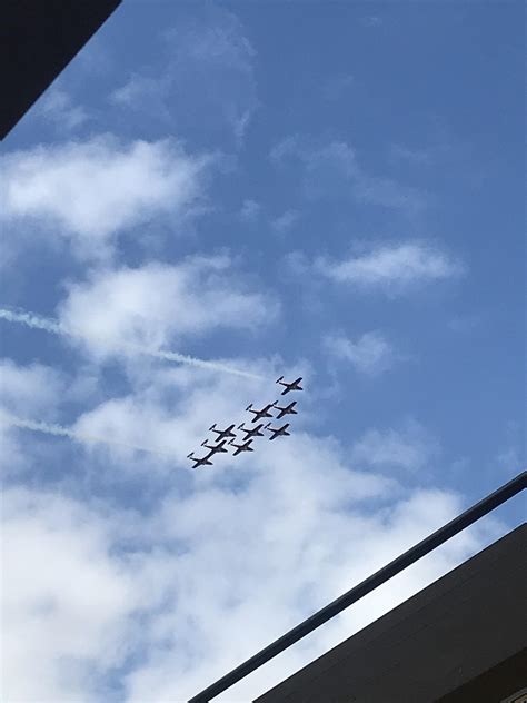 Snowbirds flyover in Edmonton : aviation