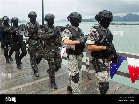 Langkawi, Malaysia. 20th Mar, 2017. Malaysian special forces displays ...