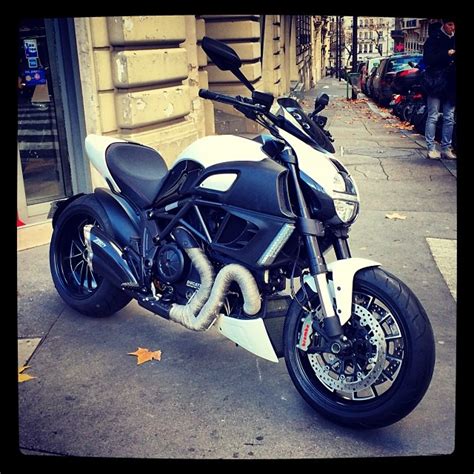 Custom PaintJob Pictures - Diavel - Ducati Diavel Forum - Page 3