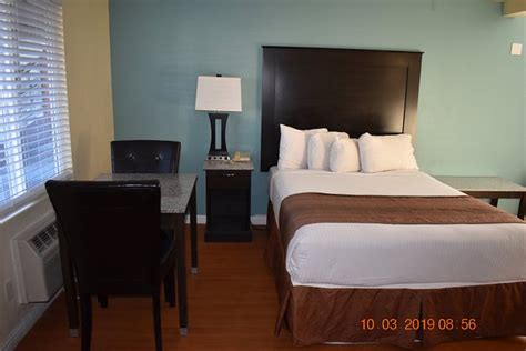 Rockview Inn and Suites - Morro Bay Rooms: Pictures & Reviews - Tripadvisor