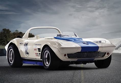 The Unlikely Legend | Chevrolet Corvette Grand Sport | Auto Class Magazine