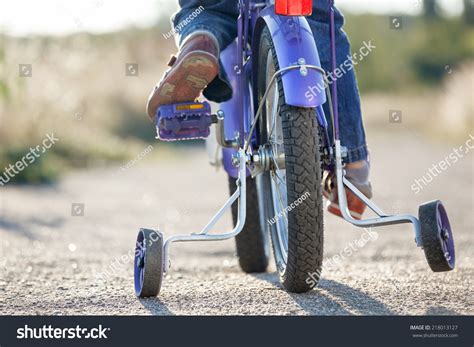 38,999 Training wheels Stock Photos, Images & Photography | Shutterstock