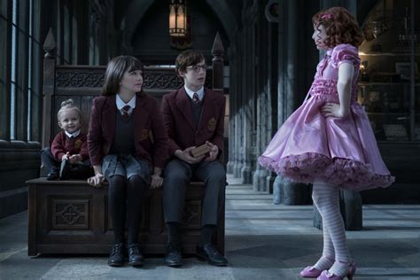 A Series of Unfortunate Events Season 2 Details | POPSUGAR Entertainment