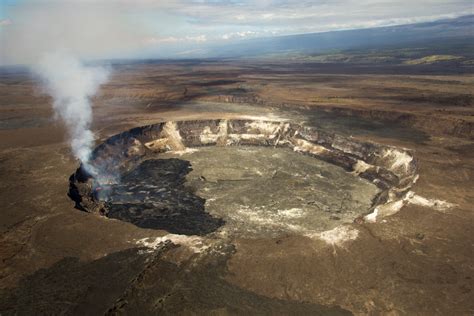 VIDEO: Hawaii Volcano Eruption Update