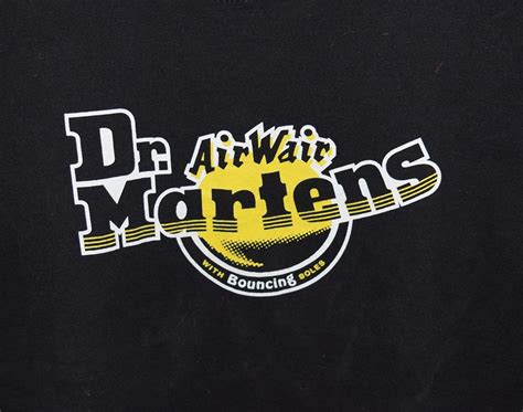 Logo t-shirt | Dr. martens, ? logo, Martens