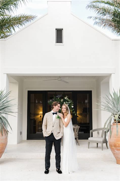 A Palm Beach Tropical Backyard Elopement | Something Blue Weddings