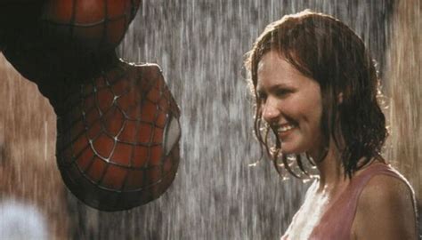 Kirsten Dunst says Tobey Maguire 'couldn't breathe' during infamous ...