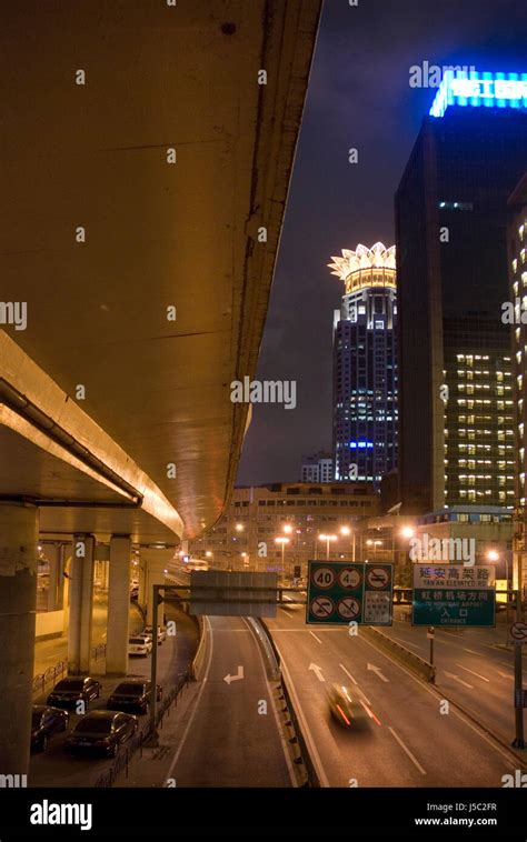 Westin Bund Center hotel, Shanghai Stock Photo - Alamy