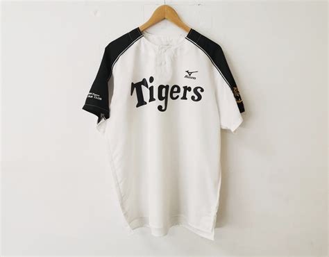 Hanshin Tigers Shirt Tigers Jersey Hanshin Tigers by Mizuno | Etsy