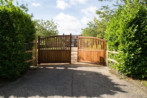 Driveway Gate Design Ideas