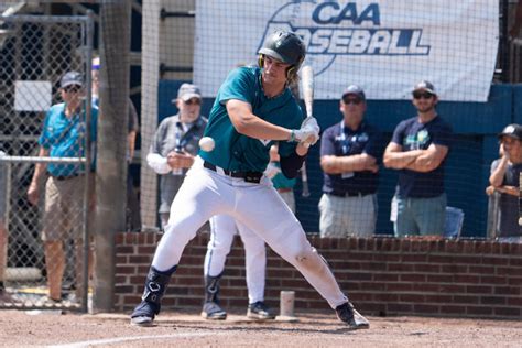 What channel is UNCW baseball vs Georgia Tech on today? NCAA Tournament time, TV, streaming