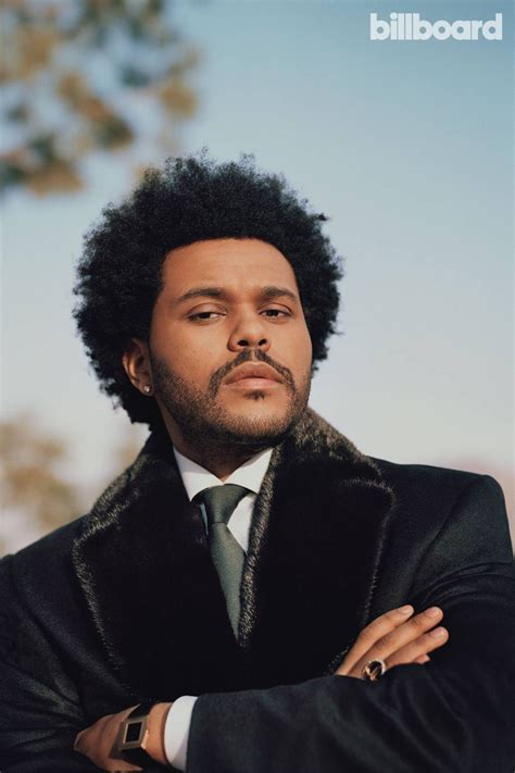 The Weeknd esbanjando estilo para a Billboard e muito mais nas imagens ...