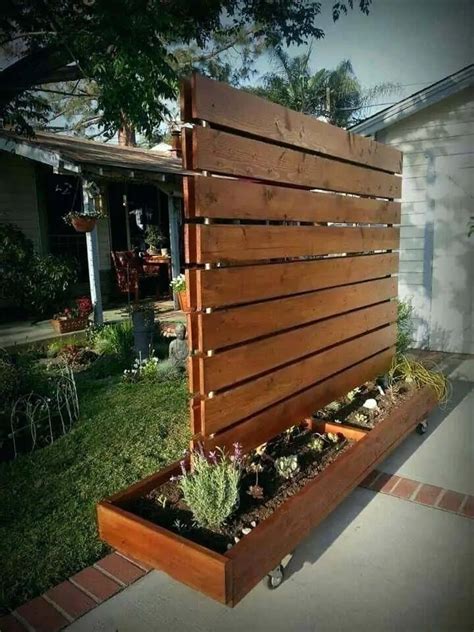 36 Impressive DIY Outdoor Privacy Screens Ideas (2023) | Privacy screen ...