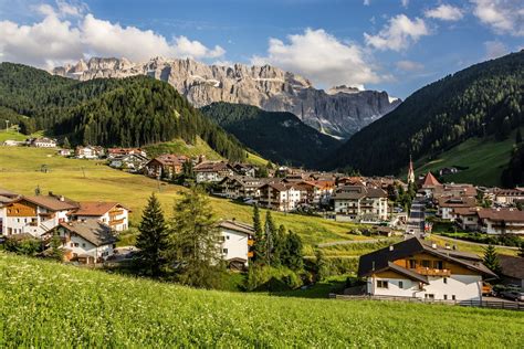 Selva di Val Gardena by Luigi Alesi on 500px | Paesaggi, Gardenia, Luigi