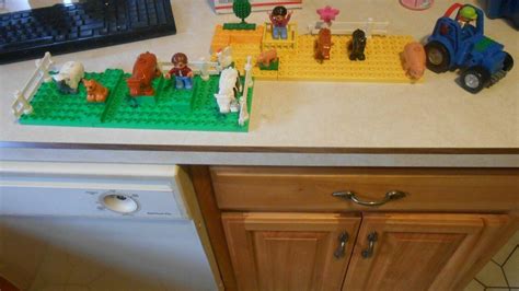 DUPLO BIG FARM Animals ,People . Tractor , Fences and Other Pieces ! | #3888086166