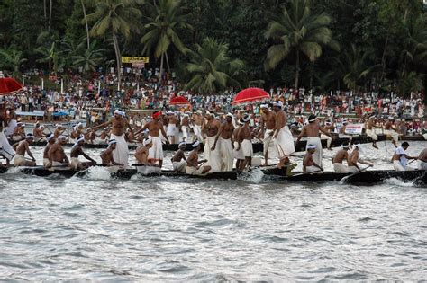 Vallam Kali | Regatta (Vallam Kali). Onam festival at Aranmu… | Flickr