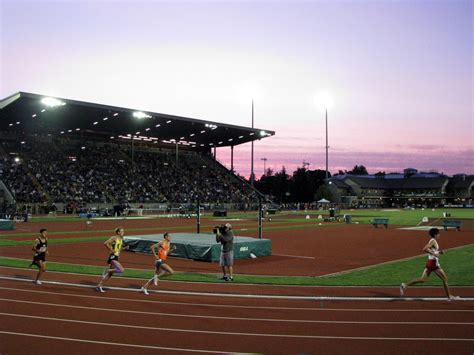 2A STATE TRACK MEET @ HAYWARD FIELD 2013 | Falcons Athletics